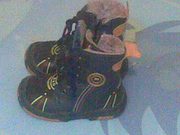 продам детские зимние ботинки р-23(мальчик)